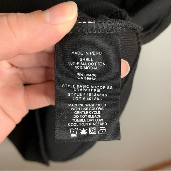 THEORY Basic Scoop Neck Compact Ribbed Short Sleeve Tee - Picture 5 of 5